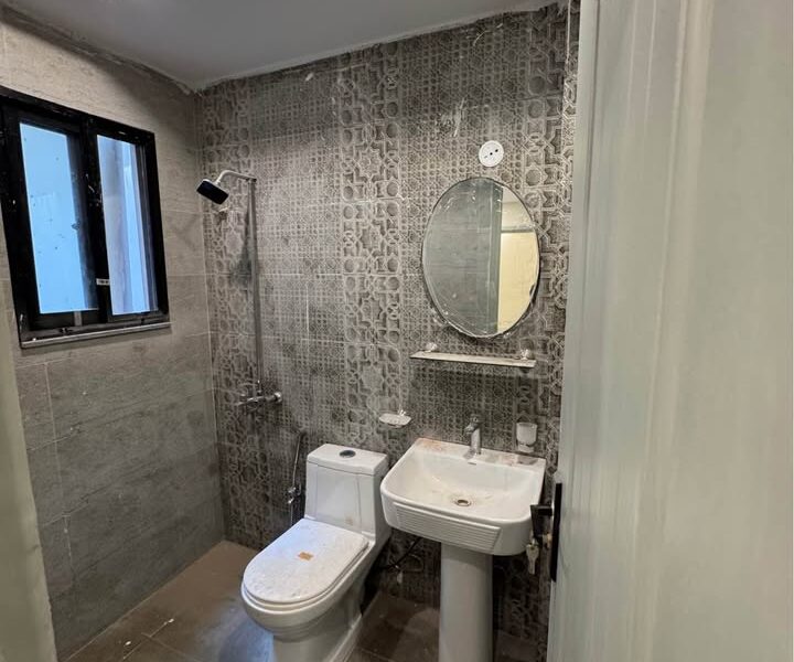 1 Bed Apartment For Sale in Etihad Town Phase-1 Lahore