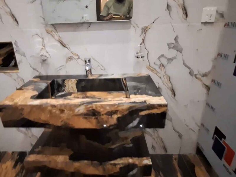 10 Marla House For Sale in C-Block Etihad Town Phase-1 Lahore
